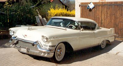Cadillac Coupe De Ville `57 .