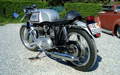  » Triton  »  first generation , early 60`s .