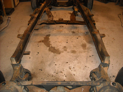 Chevy_41_chassis_swap_23.jpg