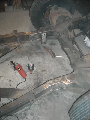 Chevy_41_chassis_swap_38.jpg