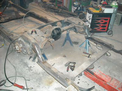 Chevy_41_chassis_swap_42.jpg