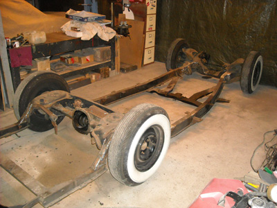 Chevy_41_chassis_swap_46.jpg