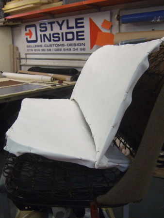Tuck_and_Roll_Ford_39_1.jpg