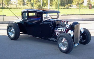 Ford 31 coupe five window , finish lane .